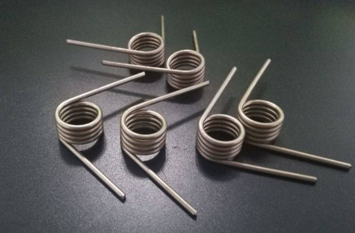 濟南(nan)塑料件加(jia)工電話